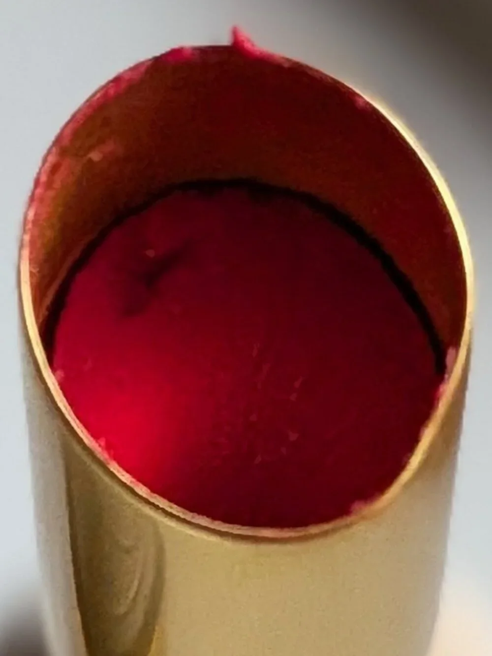 Sheer Matte Lipstick Bisou Balm | Amour Fou - soft crimson red